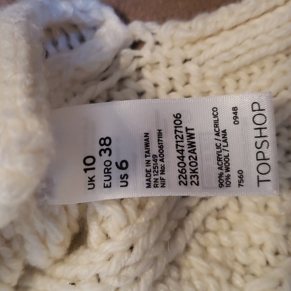 NWT TopShop Black and White Cable Knit Sweater, Size 6 - Picture 8 of 8